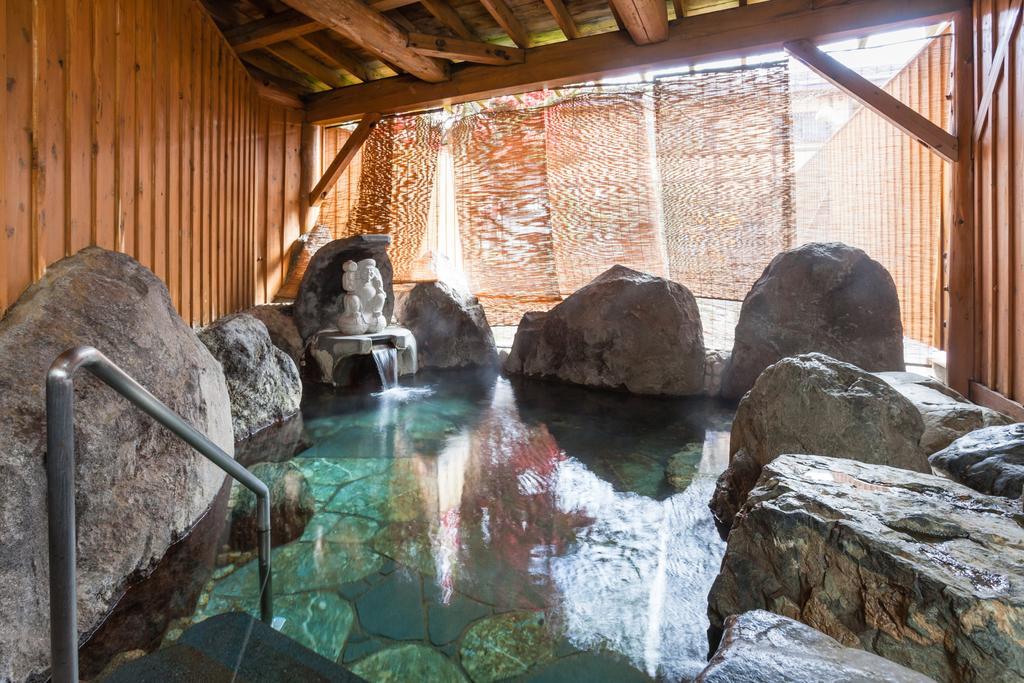 Mikunitoge Onsen Oyado Honjin Hotel Yuzawa  Exterior photo
